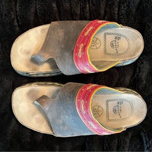 Dr Marten sandals
